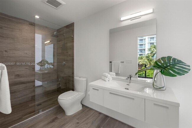 Foto del edificio - Bay Road, Miami Beach, FL 33139 - 3 BR 3.5 BA townhouse