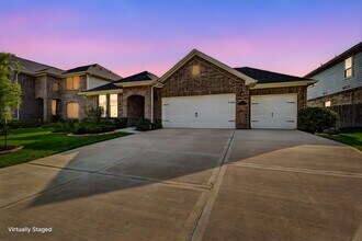 Building Photo - 7919 Chantilly Mnr