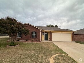 Building Photo - 823 Colson Dr