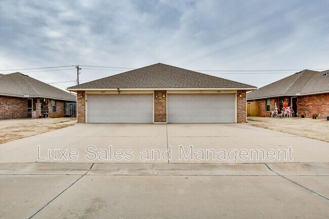 Building Photo - 1401 MacAlpine St