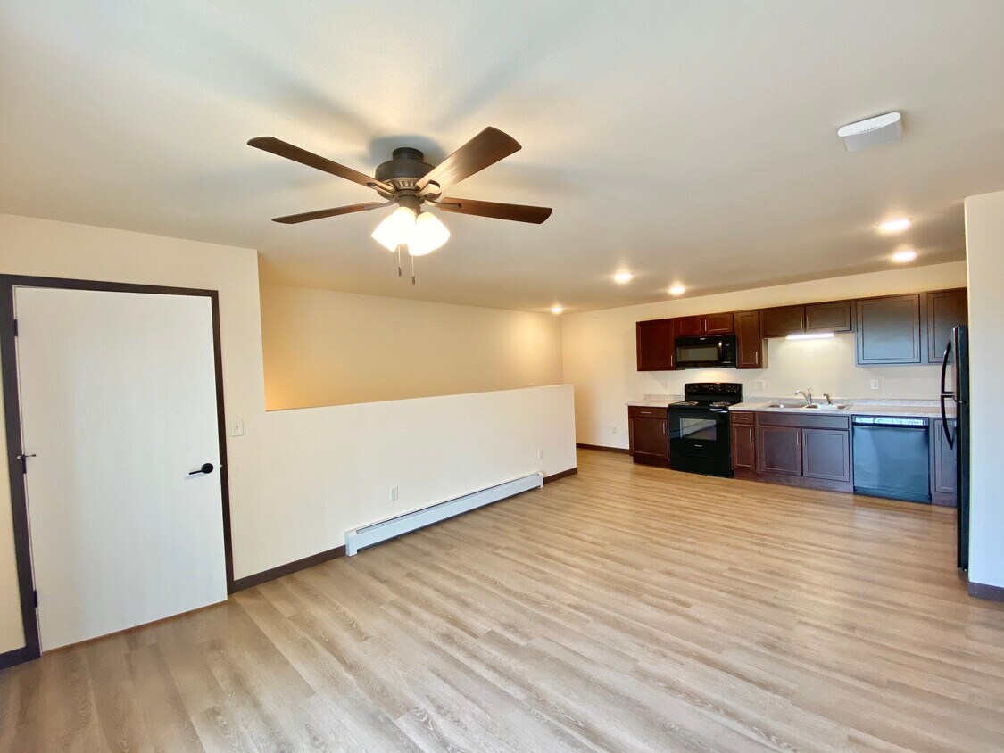 Willow Estates Apartments in Plover, WI