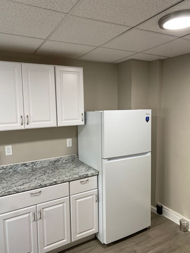 Building Photo - 311 N Lincoln Ave