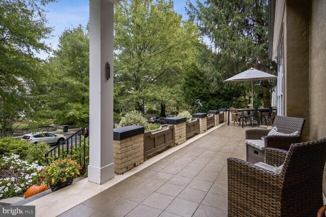Foto del edificio - 3812 Military Rd NW