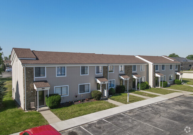 Building Photo - Twyckenham Apartments