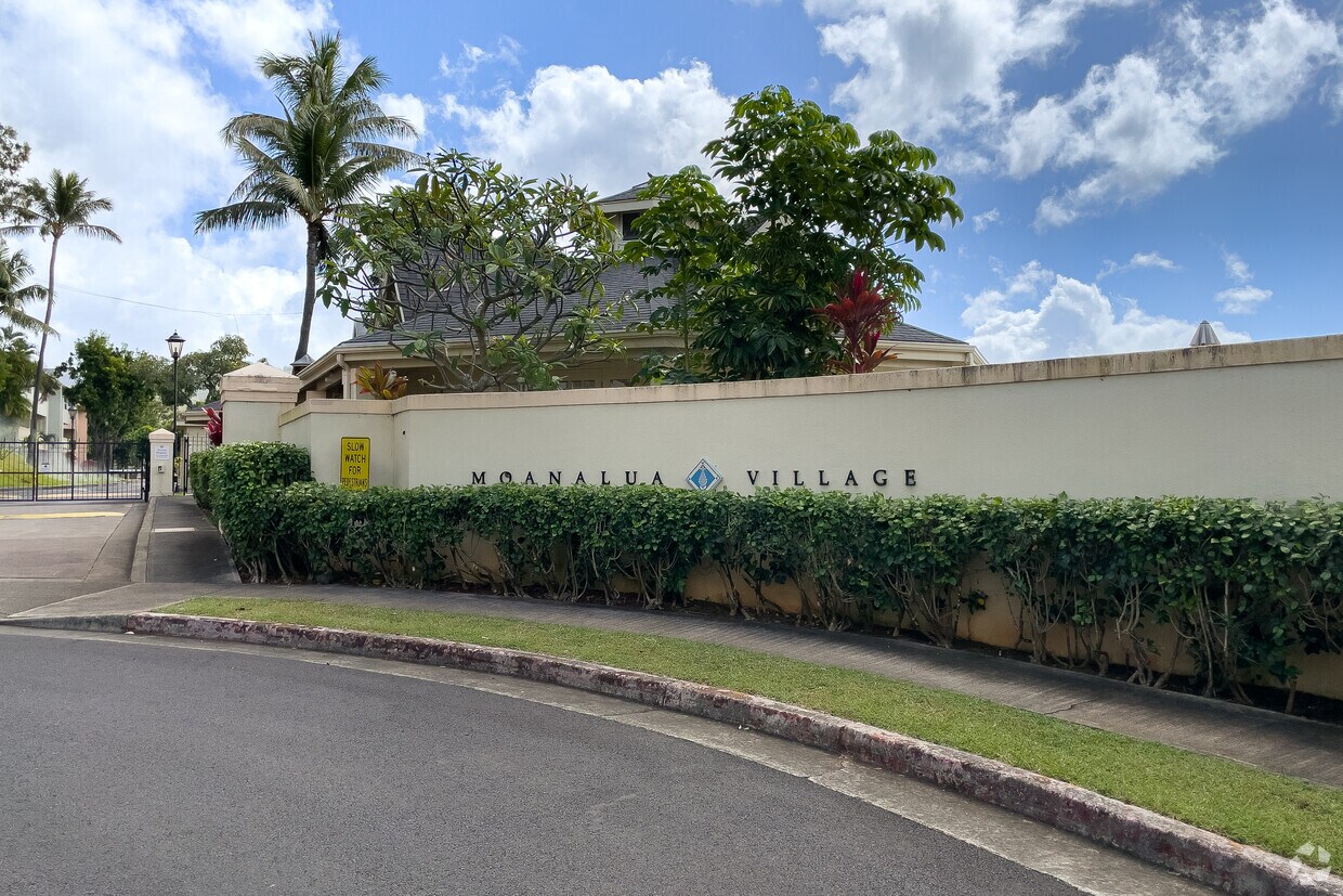 Moanalua Apartments in Honolulu, HI