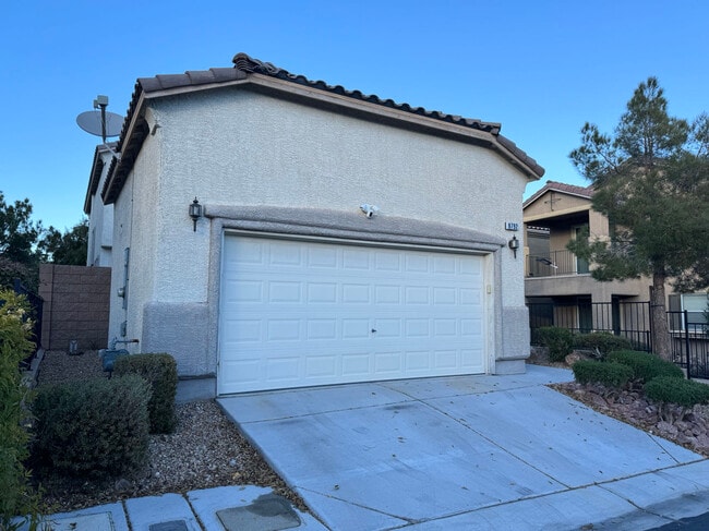 Building Photo - 8792 Norton Peak Ave