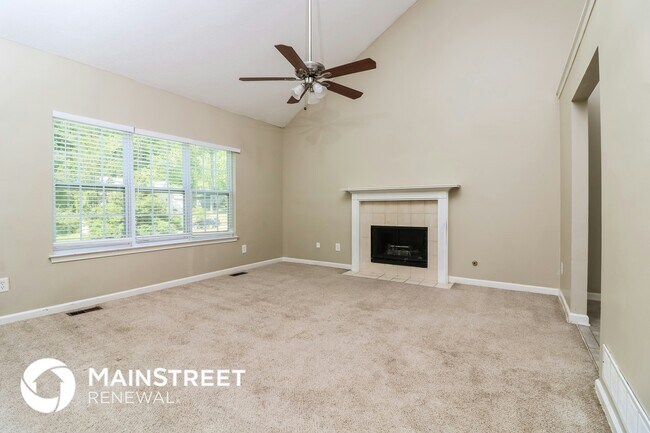 Foto del edificio - 7370 Hunters Ridge Dr