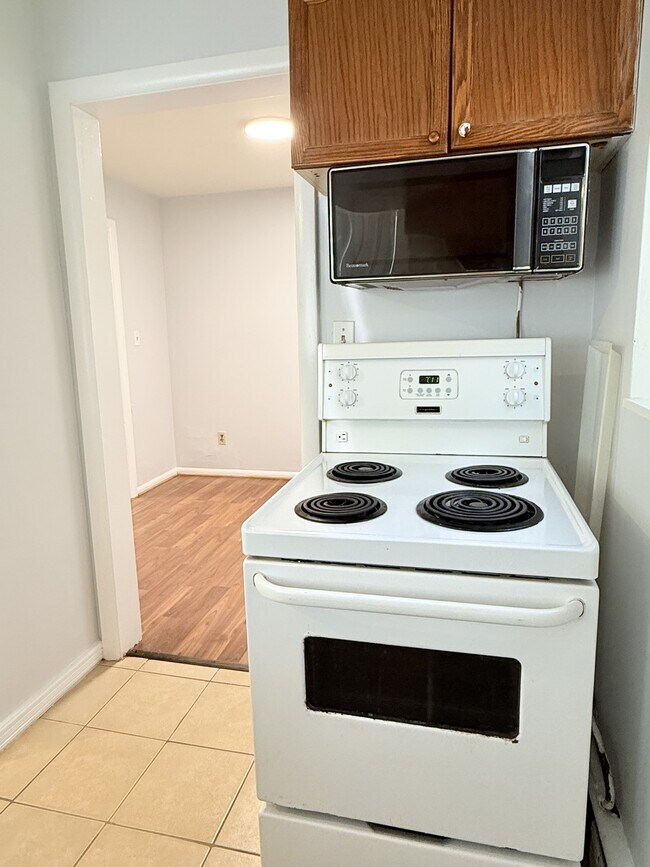 Photo du bâtiment - 1590 Ouellette Ave