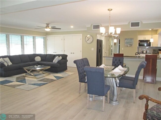 Building Photo - 4636 Bougainvilla Dr