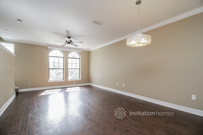Building Photo - 3716 Messina Dr