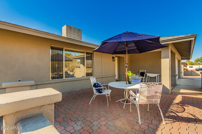 Foto del edificio - 5337 E Gelding Dr