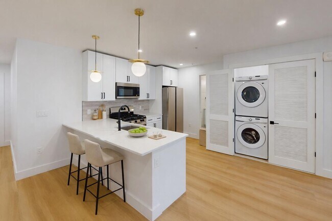 Foto del edificio - 337 Johnston Ave