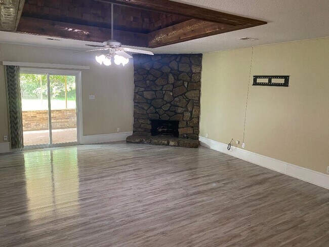 Building Photo - Indianhead Lake Estates home for lease!