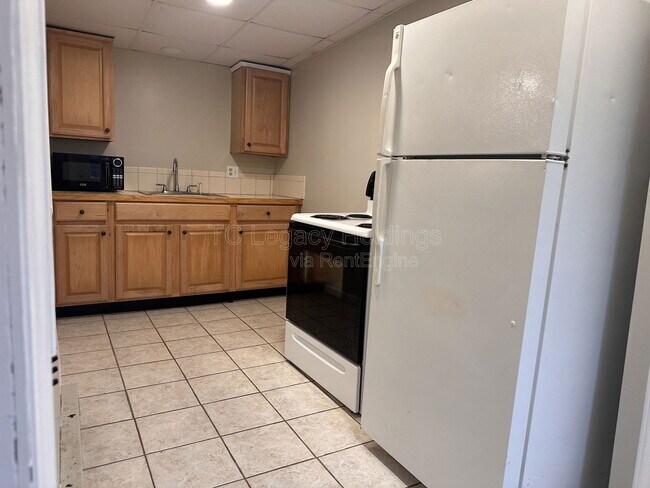 Foto del edificio - 388 Broaddus Ave