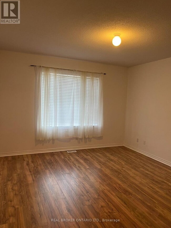 Building Photo - 15 Leeward Cir