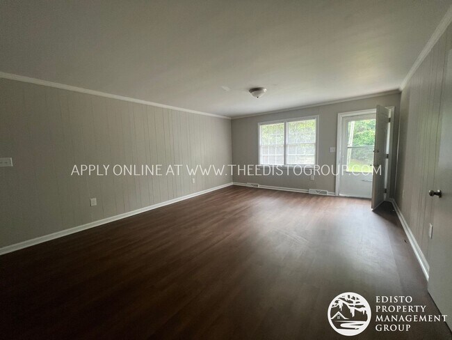 Building Photo - 450 - 452 Wannamaker Street