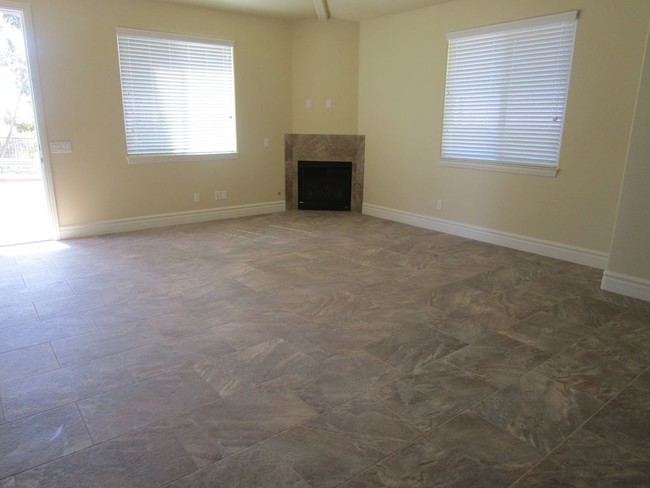 Building Photo - 2166 Jackam Way
