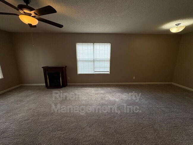 Building Photo - 1105 Cherry Meadow Ln