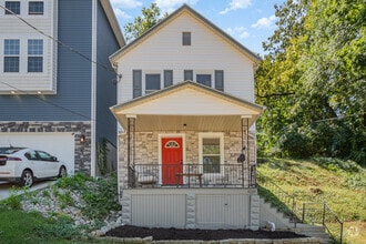 Building Photo - 6219 Bedford St