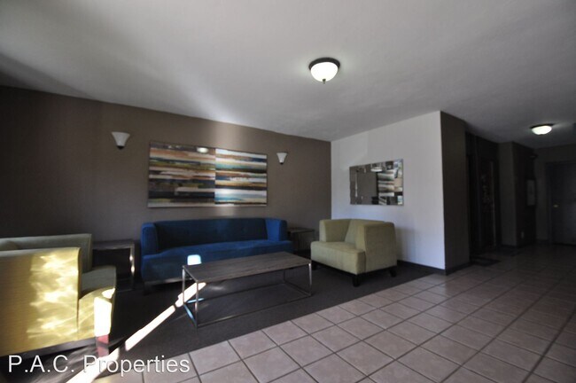 Building Photo - 3 br, 2 bath Apartment - 5036 Coldwater Ca...