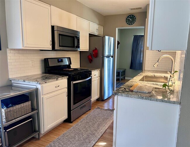 Foto del edificio - 5710 Signal Point