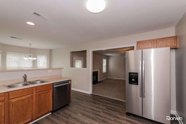 Building Photo - 8802 Royal Bluff Drive, Charlotte, NC 28269