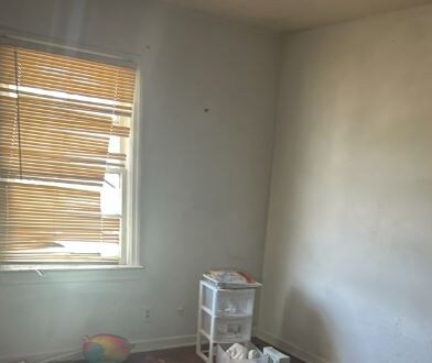 Foto del edificio - 5211 Thrush Ave