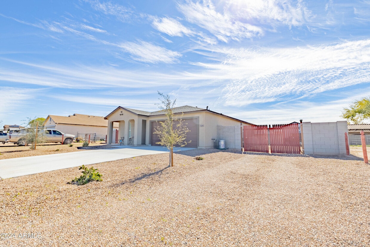 12245 W Delwood Dr, Arizona City, AZ 85123 House Rental in Arizona