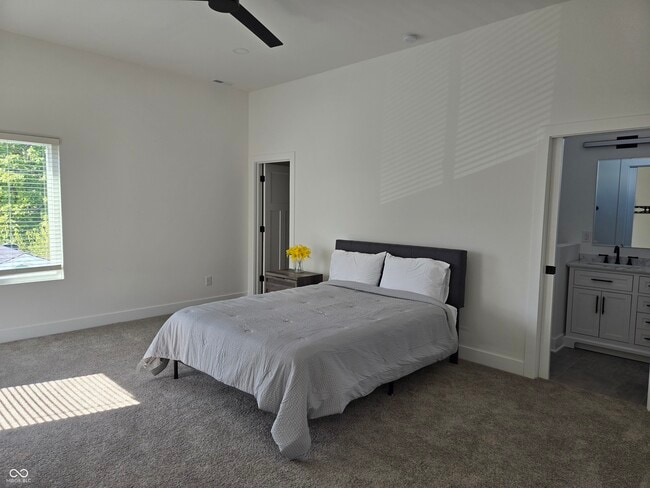 Foto del edificio - 1026 St Peter St