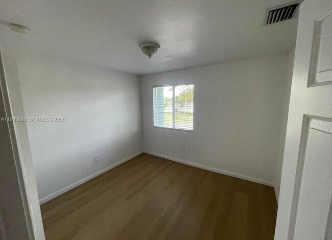 Foto del edificio - 2740 SE 15th Rd
