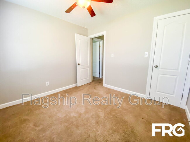 Building Photo - 226 Glenwood Trail