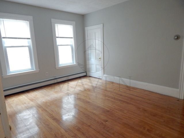 Building Photo - Ball Square area, studio apartment include...