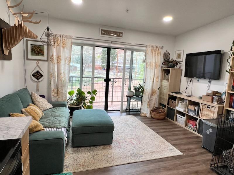 Foto principal - 443 Kane Creek Blvd