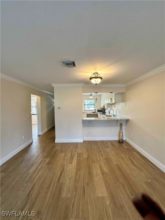 Foto del edificio - 5283 Treetops Dr