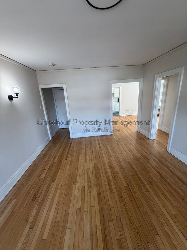 Interior Photo - Parkleigh