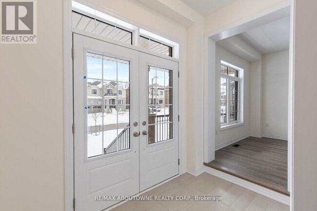 Building Photo - 203 Warden St