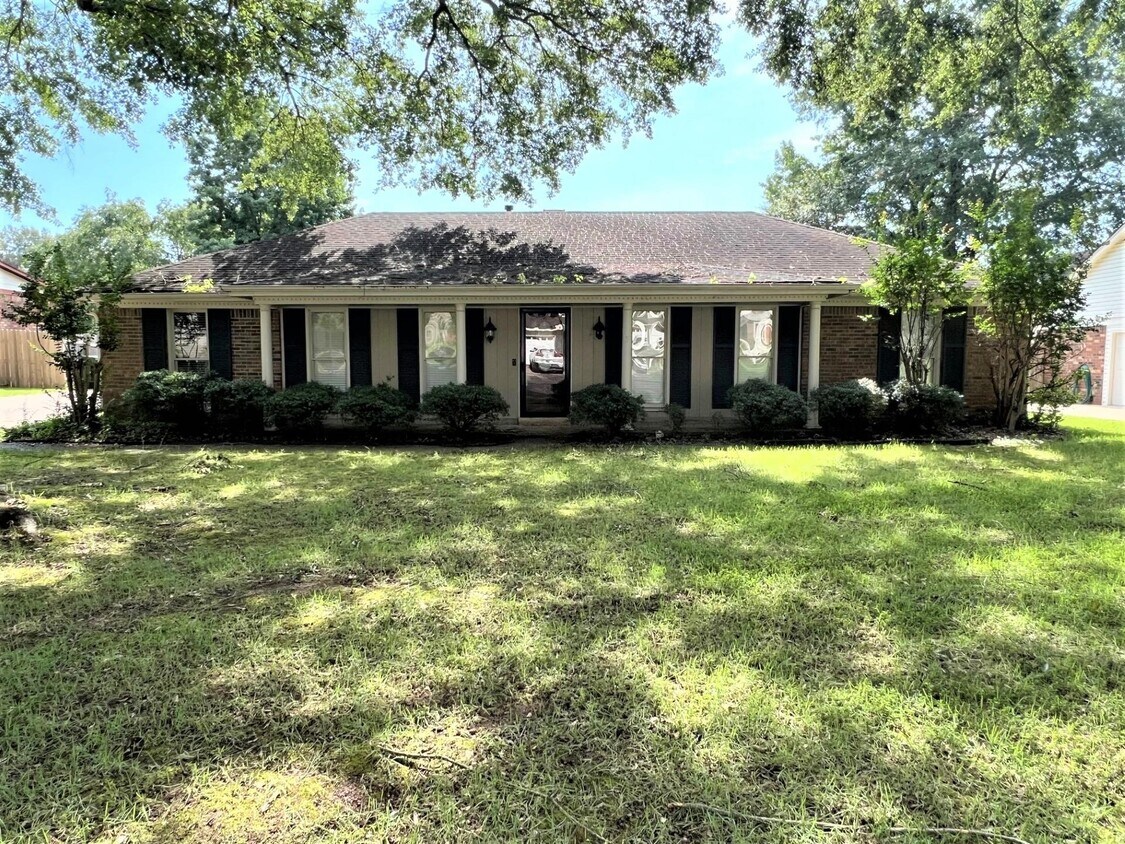 384 Rutledge St, Collierville, TN 38017 House Rental in Collierville