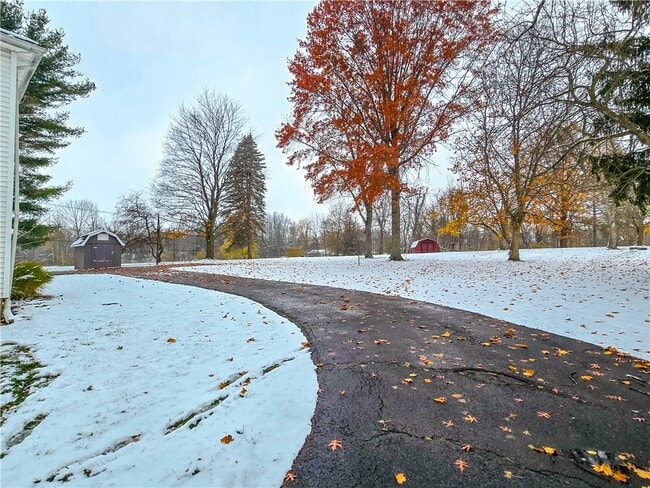 Building Photo - 512 Bromley Rd