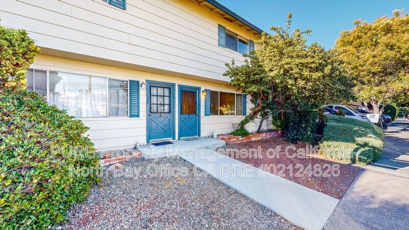 Primary Photo - 1325 Edwards Ave