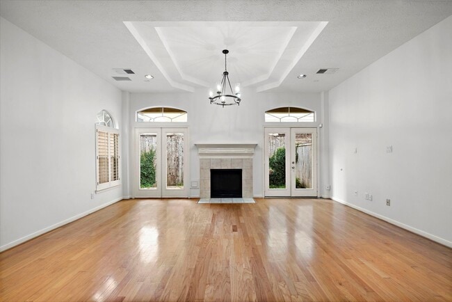 Building Photo - 620 Detering St
