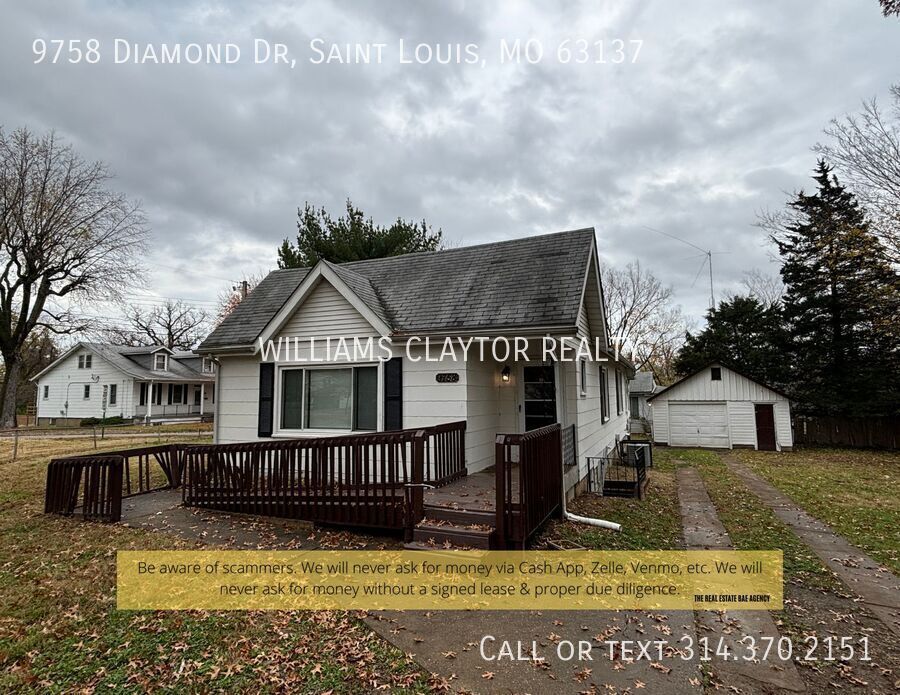 Primary Photo - Charming 3-Bedroom Rental in Riverview Nei...