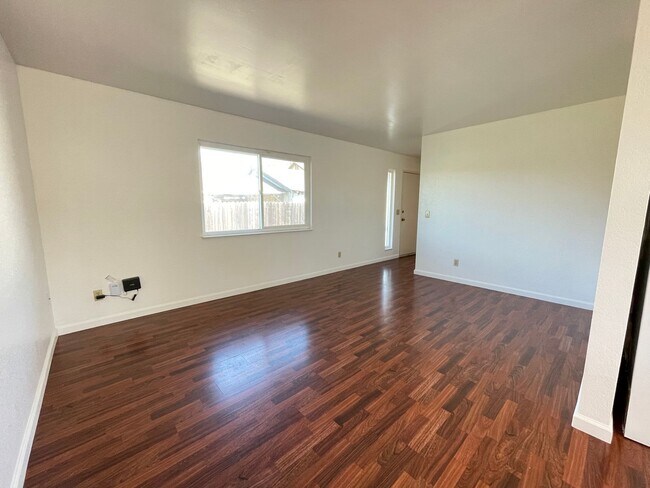 Foto del edificio - 12-775