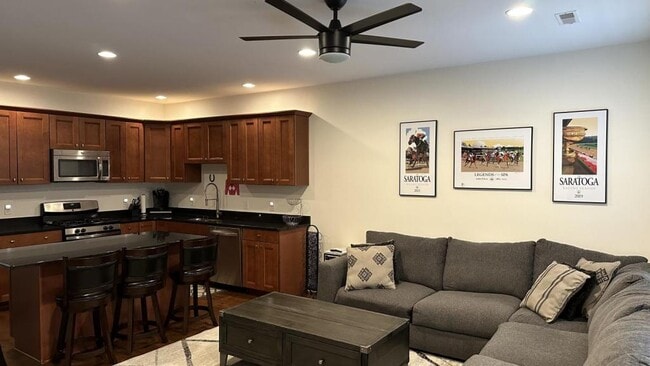 Building Photo - 316B Ballston Ave - BELMONT SARATOGA