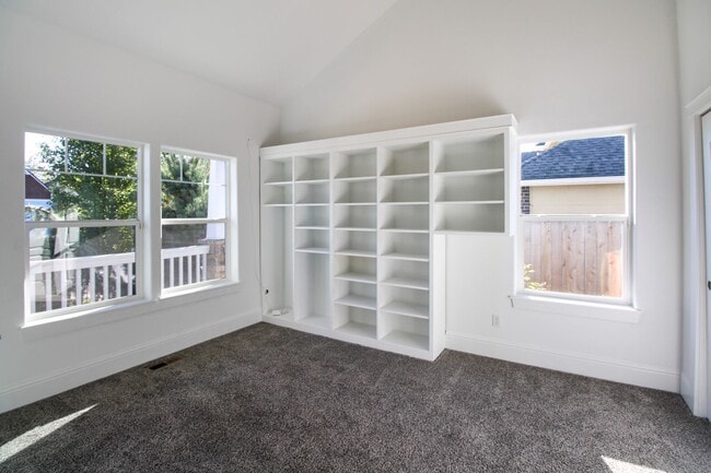 Foto del edificio - 943 Burley Hill Dr NW