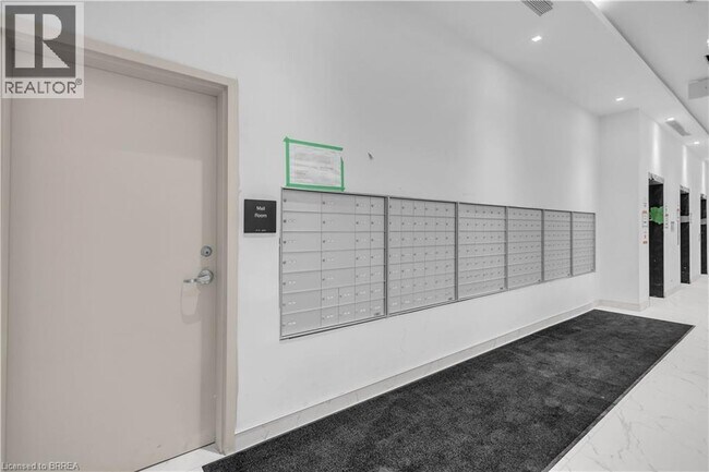 Photo du bâtiment - 33 Erie Ave