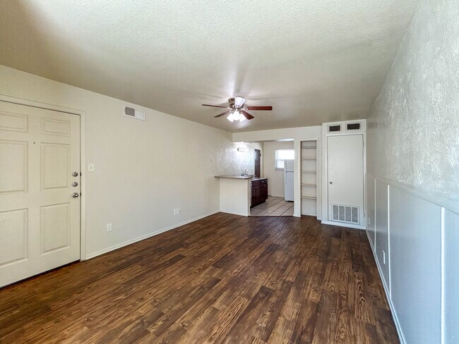 Foto del edificio - Pecan Grove Apartments