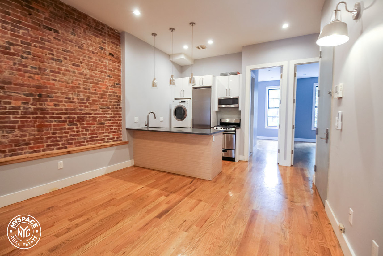 Foto principal - 992 Broadway