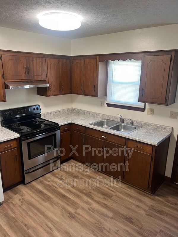 Foto del edificio - 2524 S Jefferson Ave