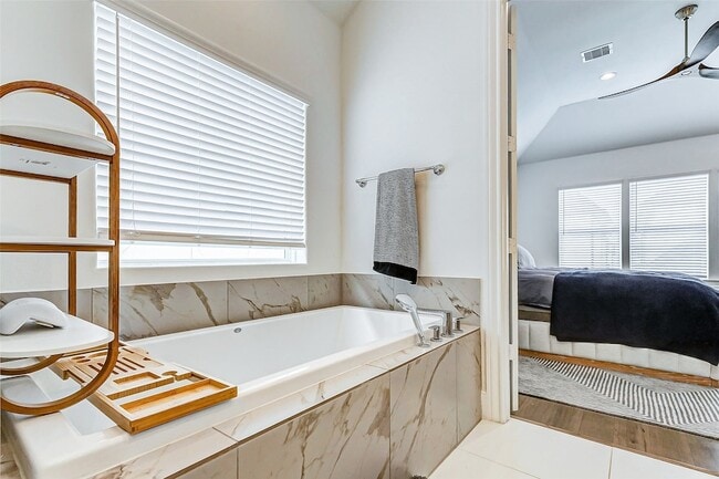 Building Photo - 2722 Dolce Oaks Dr