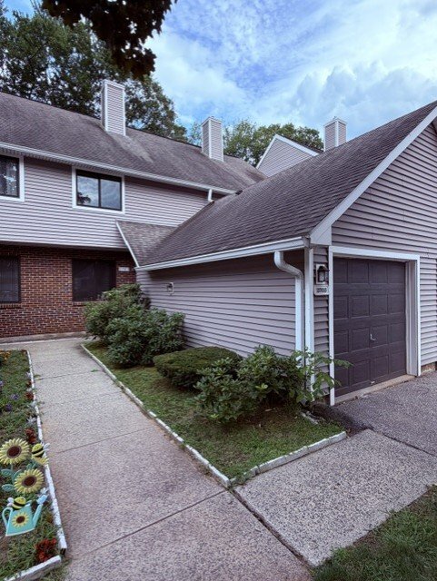 Building Photo - 2703 Mill Pond Dr